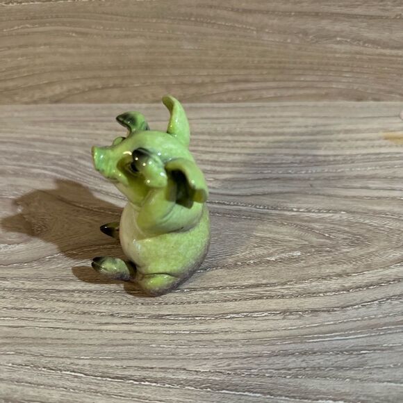 Kitty’s Critters “see no evil” piglet figure - Picture 2 of 4